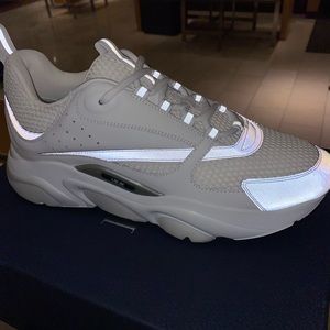 Meet your Posher, Carlos